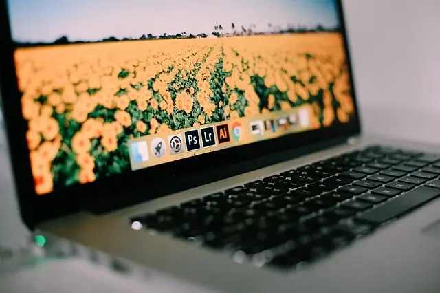 asenna windows 10 omalle tietokoneelle